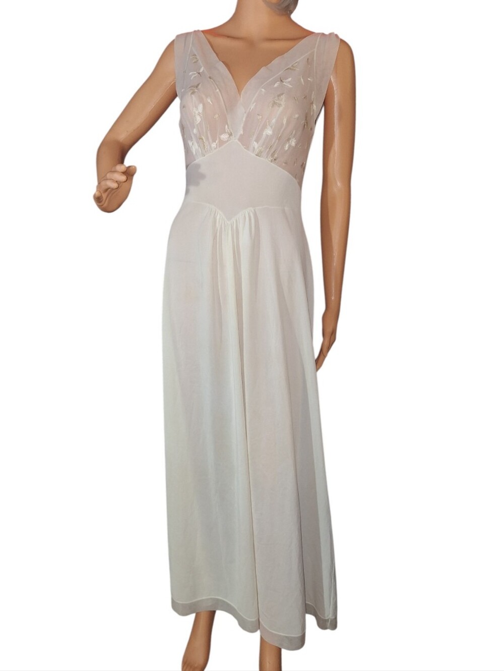 Vtg 1950s Vanity Fair Long Nightgown Beig Chiffon Nylon Tricot Embroidered Sz 34